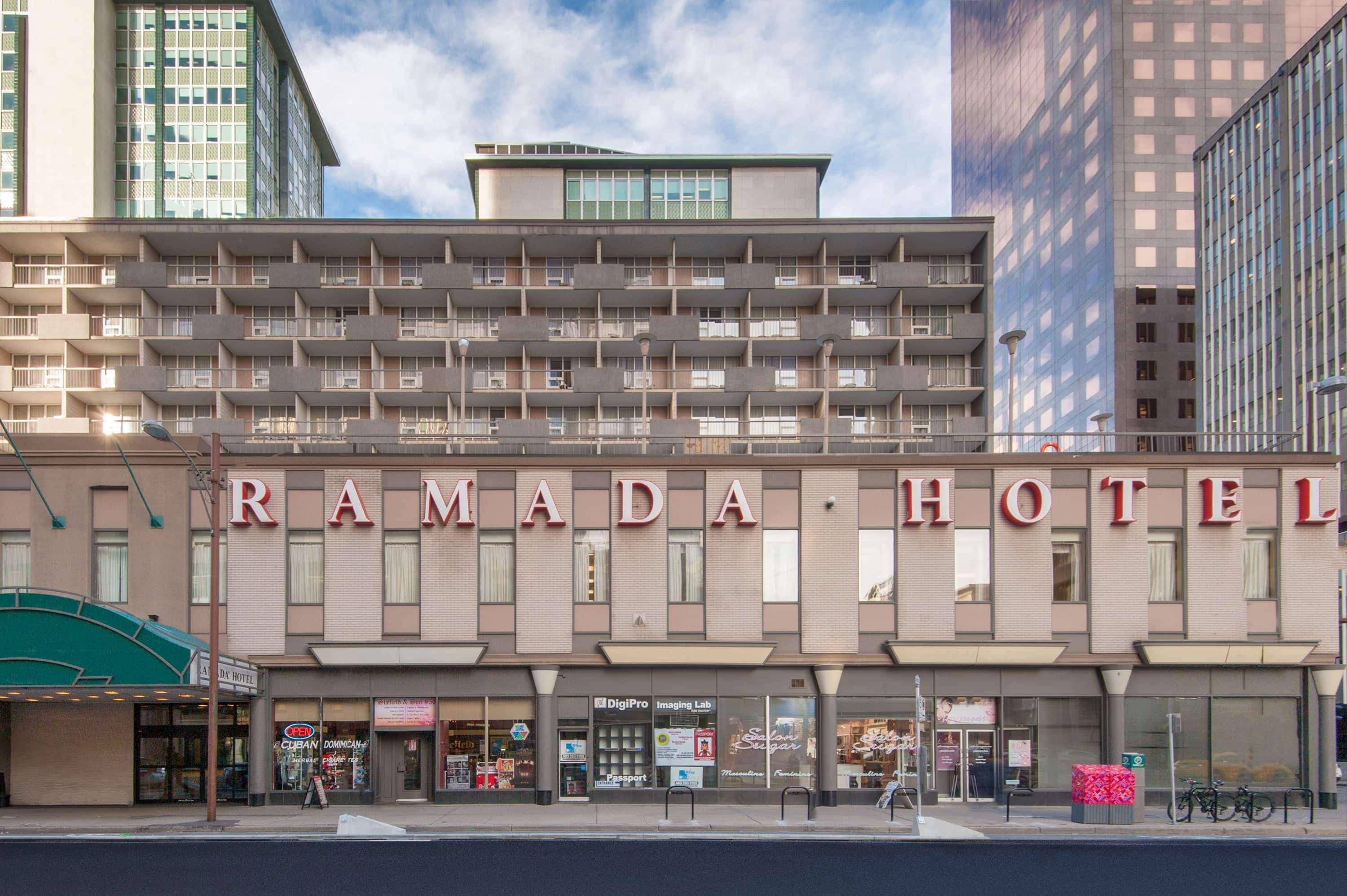 Hotel Ramada Plaza By Wyndham Calgary Downtown Exteriér fotografie