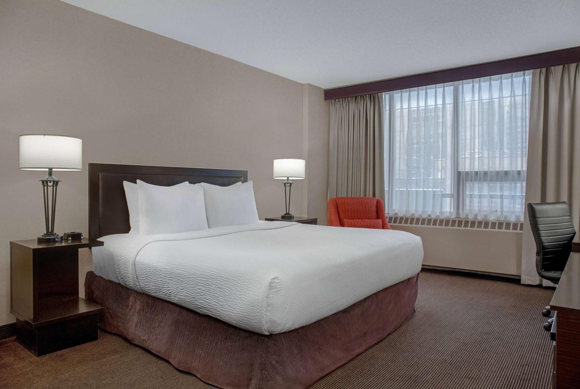 Hotel Ramada Plaza By Wyndham Calgary Downtown Exteriér fotografie