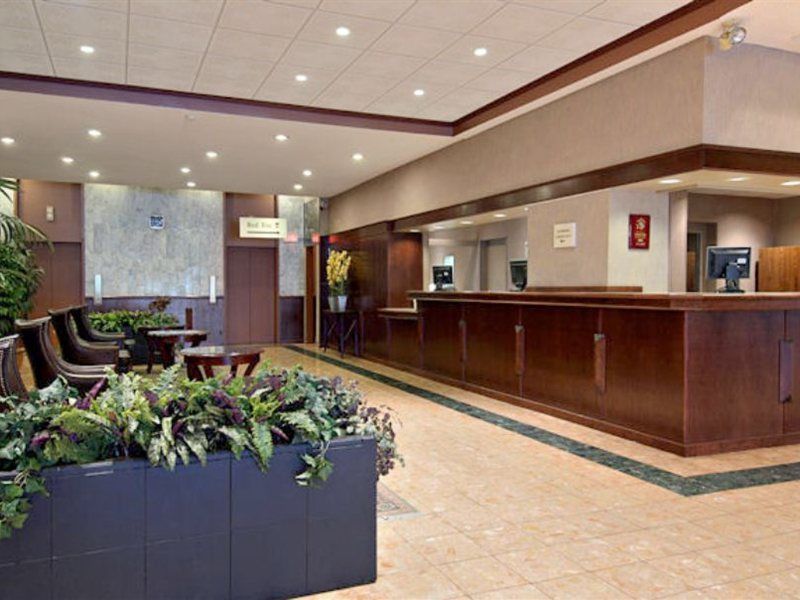 Hotel Ramada Plaza By Wyndham Calgary Downtown Exteriér fotografie